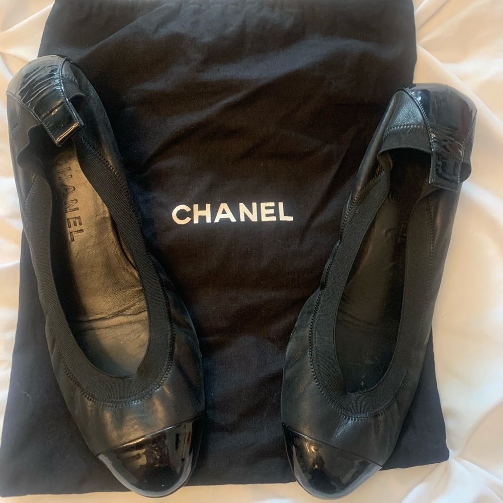 Chanel spirit stretch pumps sz9/39 AUTHENTIC